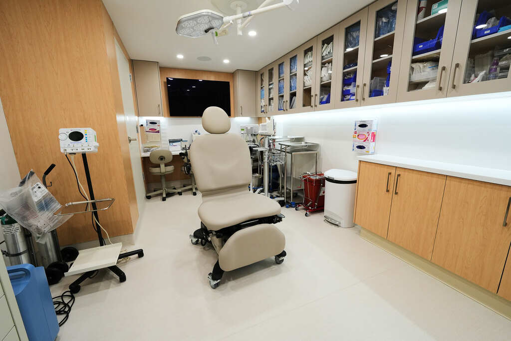 City Facial Plastics Office Photo 3