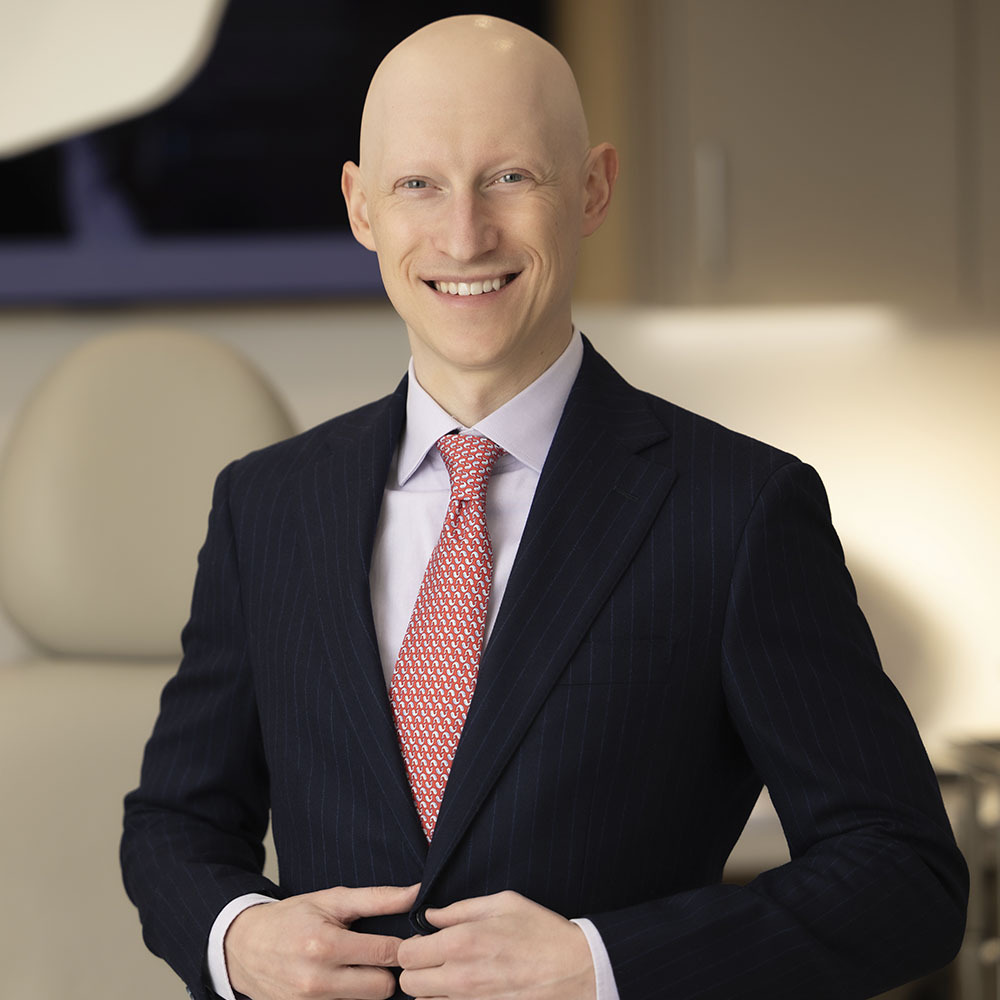 Best Rhinoplasty Doctor Gary Linkov, M.D. in Manhattan NY